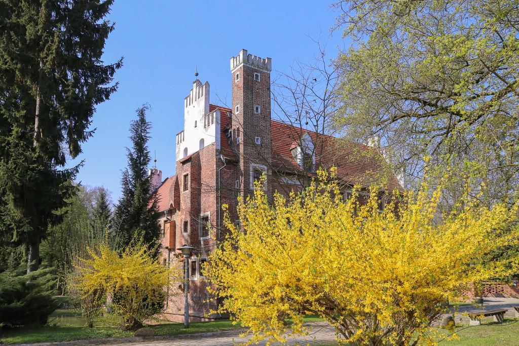 Bed and Breakfast Zamek Na Wodzie W Wojnowicach Wojnowice  Екстер'єр фото